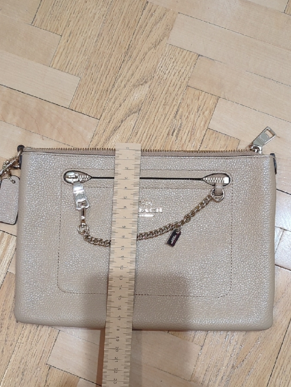 Coach Neutral Beige Pebbled Leather Wristlet with Gold Chain - Picture 10 of 10